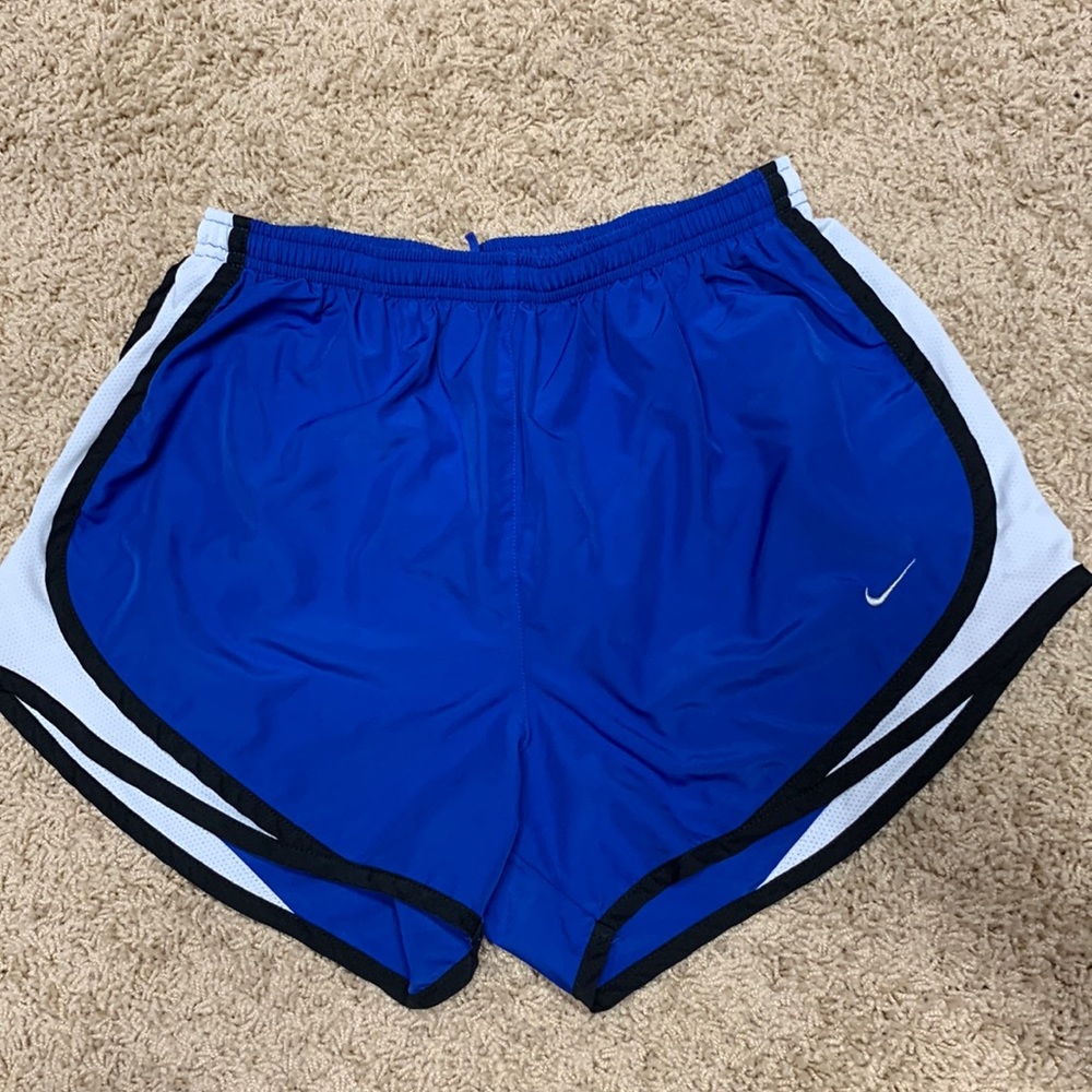 Nike Dri Fit Shorts Size Medium